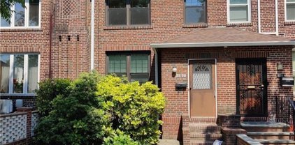 82-57 167th Street, Hillcrest (Queens)