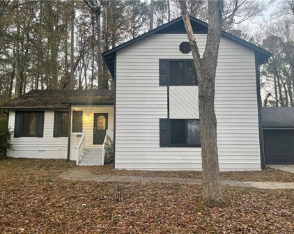 545 Windsor Court, Lawrenceville