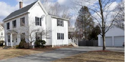 163 Main Street, Wayland