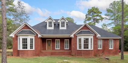 1022 Pinewood Road, Leesburg