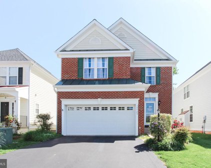14725 Dogwood Park Ln, Haymarket