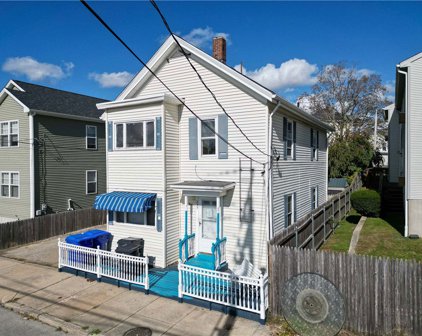 233 Randall Street, Pawtucket