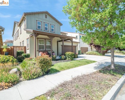 2614 Remy Javier Court, Tracy