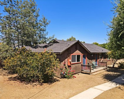 734 Pecan Way, Campbell