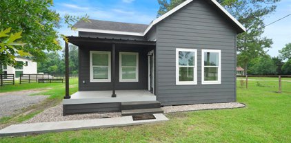 10507 Longstreet Road, Willis