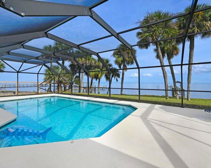 3129 S Washington Avenue, Titusville