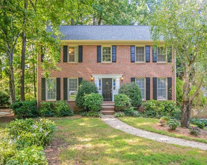 8511 Birch Hollow Drive, Roswell