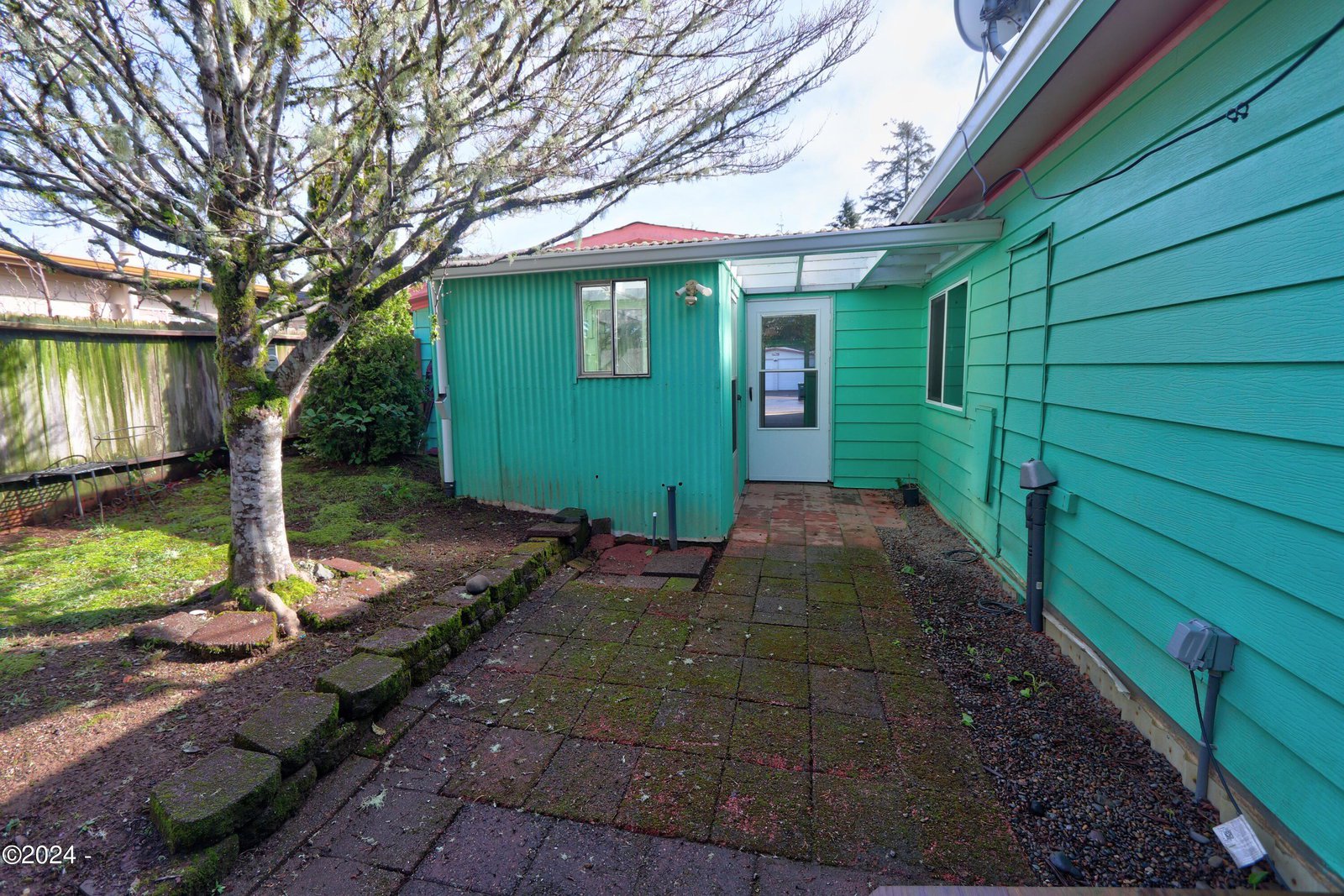 3223 NE Douglas Street, Newport, 97365