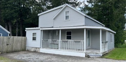 528 Malta Avenue, Ballston