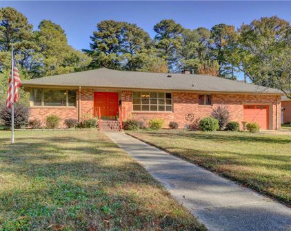 436 Suburban Parkway, West Norfolk