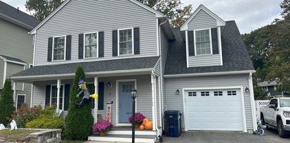 17 Basswood Blvd, Worcester