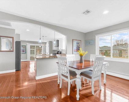 98 San Carlos Street, Toms River