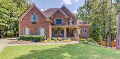 460 Highland Gate Circle, Suwanee