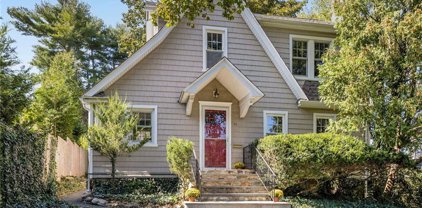 40 Bon Air Avenue, Stamford