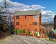 1629 KISSING WAY, Sevierville image