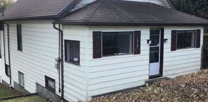 1038 Alderson Avenue, Coquitlam