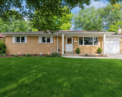 126 S Dwyer Avenue, Arlington Heights