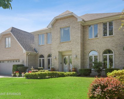 205 E White Oak Street, Arlington Heights