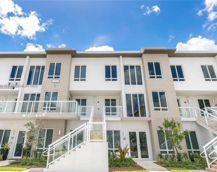 6310 Nw 103rd Pl Unit #208, Doral