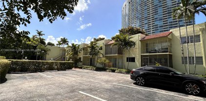 520 Ne 38th St Unit #10, Miami