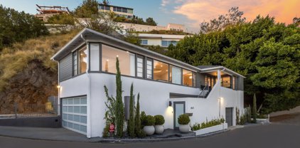 8501  Hedges Pl, Los Angeles