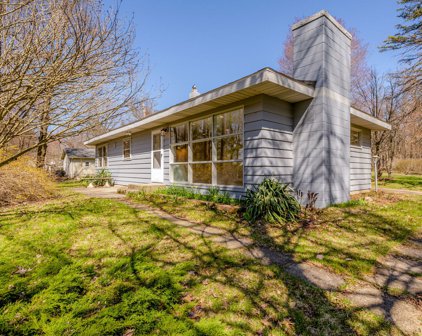 50156 Cable Lakeview Drive, Dowagiac