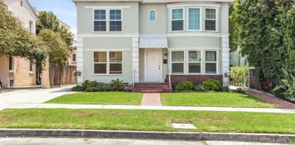 1074 S Cloverdale Ave, Los Angeles