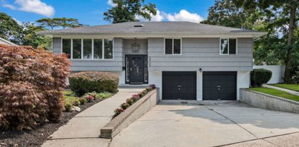 2968 Beltagh Avenue, Wantagh