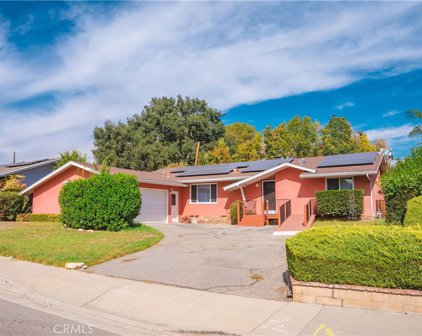 525 Cinderella Drive, Claremont