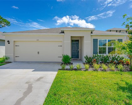 305 Sunset View Drive, Edgewater