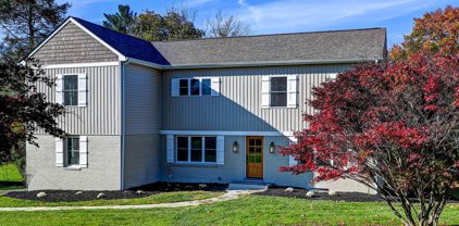 548 Hampton Ln, Towson
