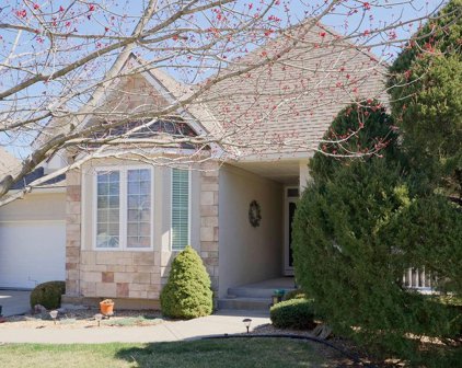 413 SW Wintergarden Drive, Lee's Summit