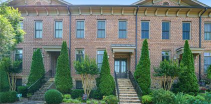 2016 Heathermere Way, Roswell