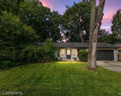 45 HUNTLEY, Clawson