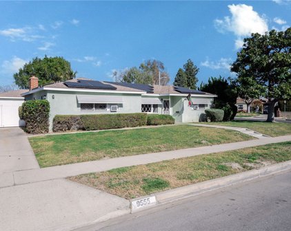 9555 Van Ruiten Street, Bellflower