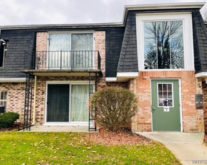 130A Foxberry Drive, Amherst