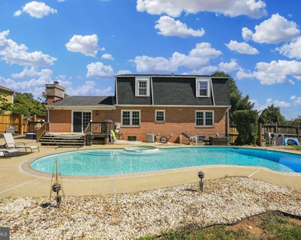 1 Country Club Dr Sw, Leesburg