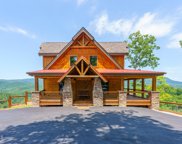 2514 Mountain Holly Way, Sevierville image