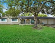 110 Magnolia Bend, New Caney image