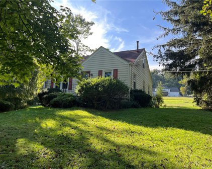 409 White School Rd, Unity  Twp