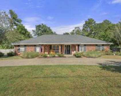 898 Charleston Dr, DeRidder