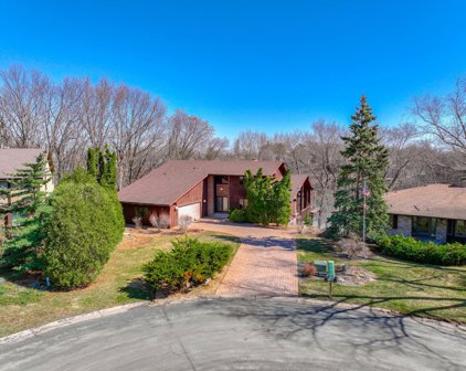 1273 Nursery Hill Lane, Arden Hills