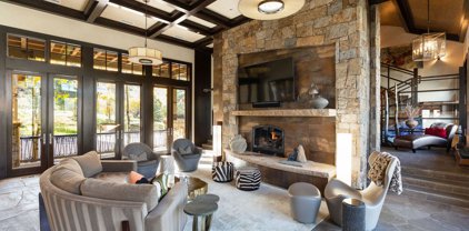 300 Aspen Bluff Lane, Edwards