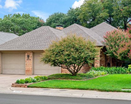2723 Country Place, Carrollton