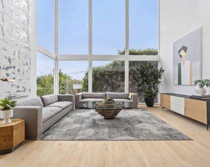 1259 N Clark Street, Los Angeles