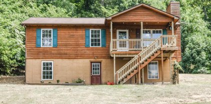 2239 High Top Rd, Linden