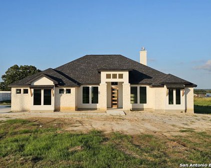 104 Ava Ridge Dr, La Vernia