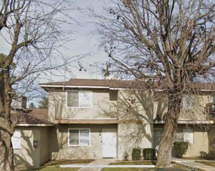 912  Valhalla Dr, Bakersfield