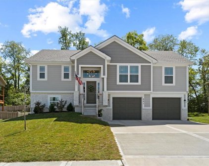 421 Lilly Lane, Liberty