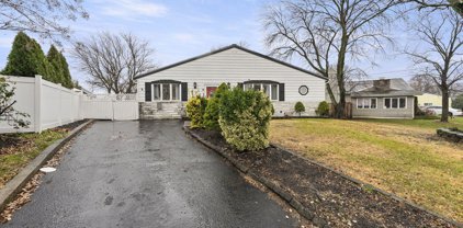 7 E Jack Street, Hazlet
